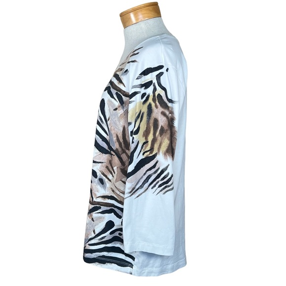 Zenergy by Chico’s Ivory Animal Print 3/4 Sleeve Scoop Neck Top Size 2=Large - Picture 2 of 11
